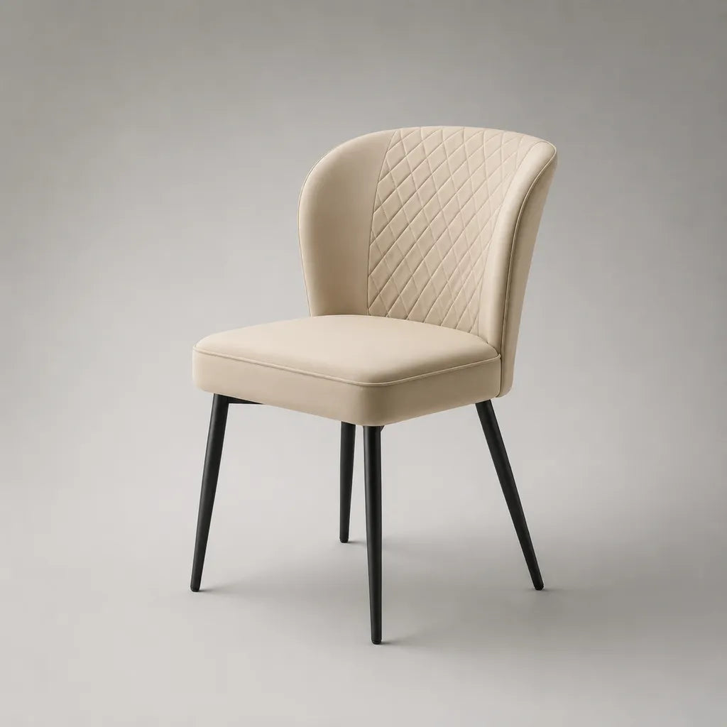 Esszimmerstuhl, Polsterstuhl aus PU-Kunstleder und Stahl, abgerundete Rückenlehne, Beige/Schwarz, 52 × 58 × 84 cm